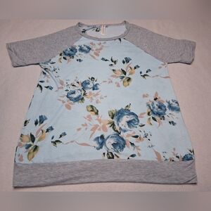 Vanilla Bay Light Blue Floral Tee with Gray Sleeves